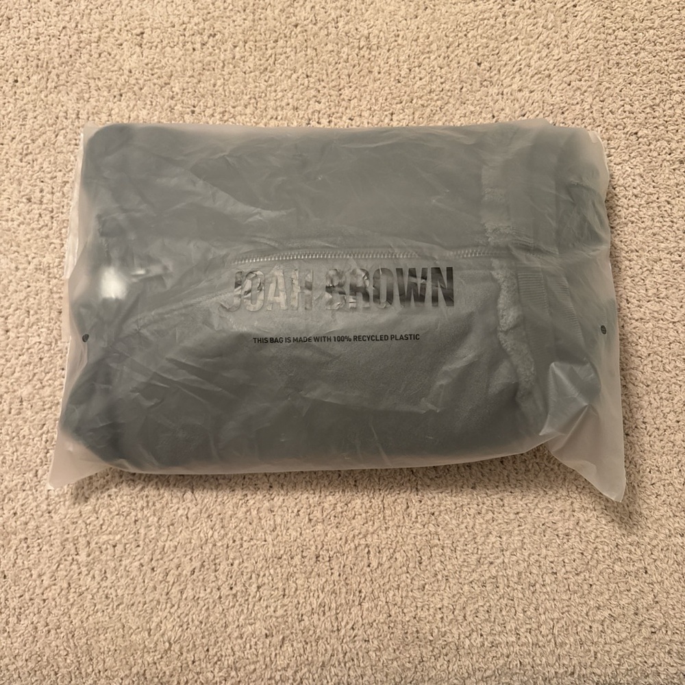 Joah Brown Sage Deconstructed Cropped Hoodie NWT S/M - Picture 10 of 10